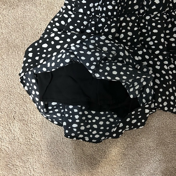 Skort - Picture 2 of 2